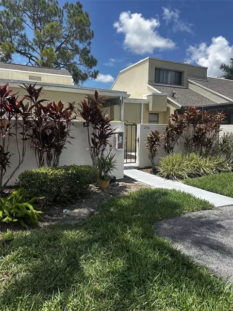 2761 Horseshoe Ct #Q4, Sarasota, FL 34235