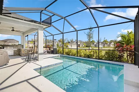 Exterior - 4316 Sea Marsh Pl, Parrish, FL 34219 photo 2 of 8