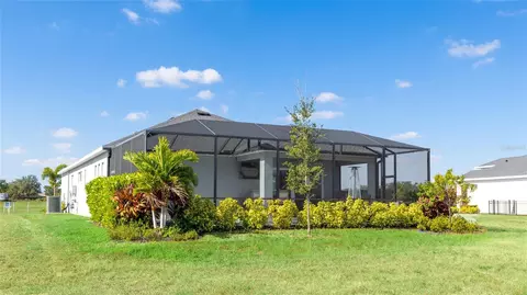 Exterior - 4316 Sea Marsh Pl, Parrish, FL 34219 photo 7 of 8