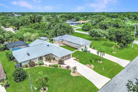 19217 Abhenry Cir, Port Charlotte, FL 33948