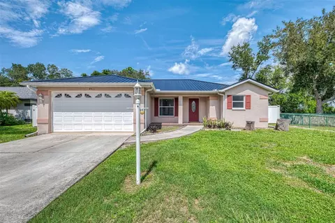 9311 27th Ave E, Palmetto, FL 34221