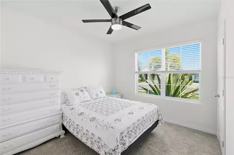 Bedroom - 2721 Greenleaf Ter, Parrish, FL 34219 photo 6 of 9