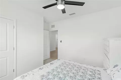 Bedroom - 2721 Greenleaf Ter, Parrish, FL 34219 photo 7 of 9