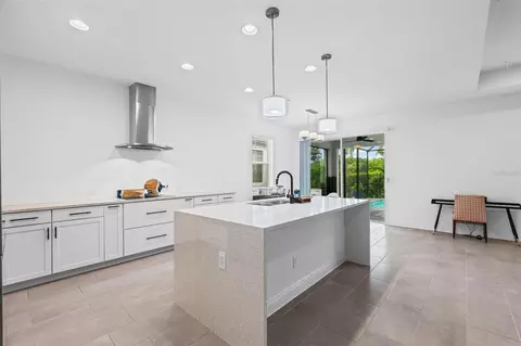Kitchen - 1024 Fernleaf Run, Bradenton, FL 34212 photo 1 of 7