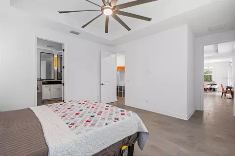 Bedroom - 1024 Fernleaf Run, Bradenton, FL 34212 photo 2 of 6