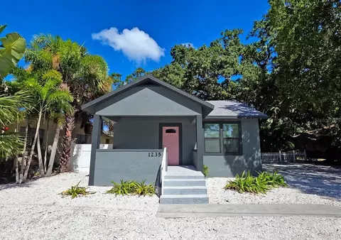 1235 32nd St, Sarasota, FL 34234