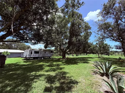 Exterior - 2015 NW 46th Ave, Okeechobee, FL 34972 photo 26 of 42