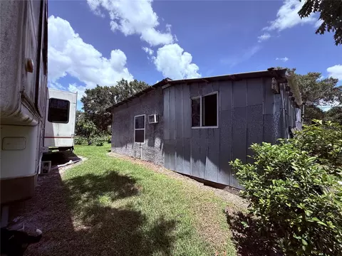 Exterior - 2015 NW 46th Ave, Okeechobee, FL 34972 photo 19 of 42