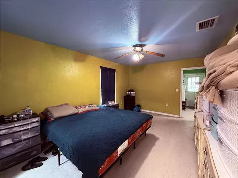 Bedroom - 2015 NW 46th Ave, Okeechobee, FL 34972 photo 3 of 9