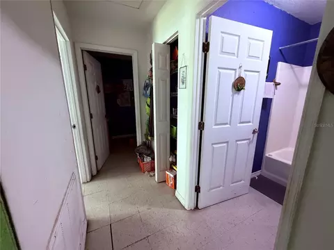 Entry Way - 2015 NW 46th Ave, Okeechobee, FL 34972 photo 3 of 3