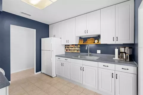 Kitchen - 2237 2nd Ave E, Bradenton, FL 34208 photo 1 of 1