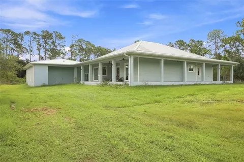 8146 Tropicaire Blvd, North Port, FL 34291