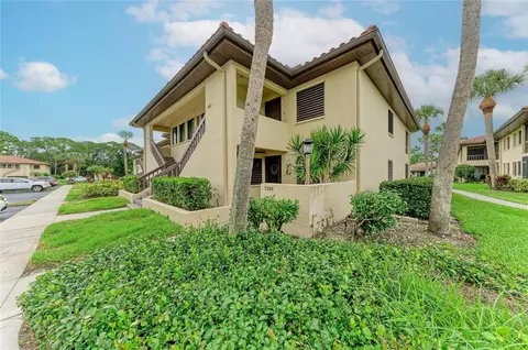 5200 Lake Village Dr #79, Sarasota, FL 34235