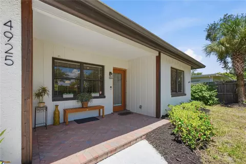 4925 Remington Dr, Sarasota, FL 34234