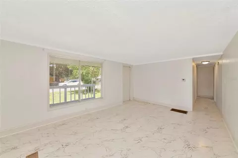 Living - 416 27th Ave W, Bradenton, FL 34205 photo 1 of 3