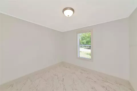Bedroom - 416 27th Ave W, Bradenton, FL 34205 photo 1 of 8