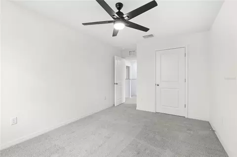 Bedroom - 10116 Charlotte Dr, Parrish, FL 34219 photo 6 of 9