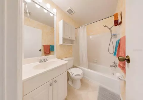 Bath - 2336 Java Plum Ave, Sarasota, FL 34232 photo 1 of 2