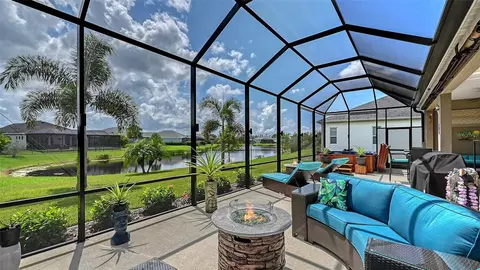 Exterior - 13667 Old Creek Ct, Parrish, FL 34219 photo 9 of 19