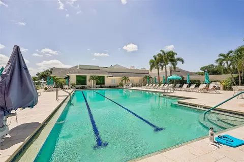 Exterior - 403 Lansbrook Dr, Venice, FL 34292 photo 20 of 21