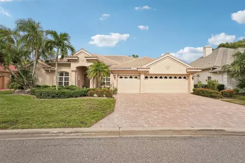 Exterior - 403 Lansbrook Dr, Venice, FL 34292 photo 2 of 21