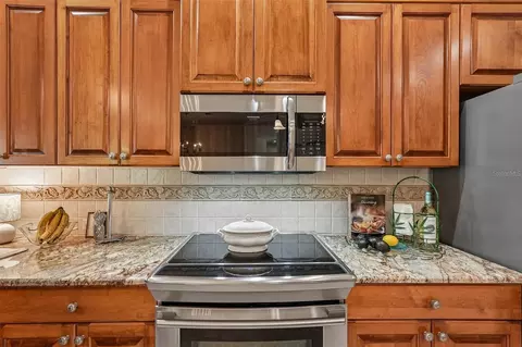 Kitchen - 403 Lansbrook Dr, Venice, FL 34292 photo 3 of 6