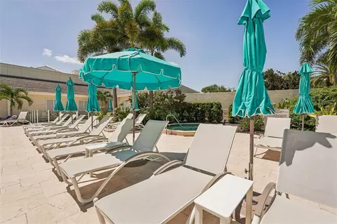 Exterior - 403 Lansbrook Dr, Venice, FL 34292 photo 17 of 21