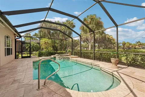 Exterior - 403 Lansbrook Dr, Venice, FL 34292 photo 5 of 21