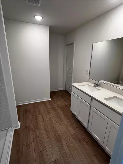 Bath - 12918 Red Deer Pl, Parrish, FL 34219 photo 1 of 2