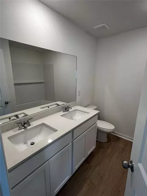 Bath - 12918 Red Deer Pl, Parrish, FL 34219 photo 2 of 2