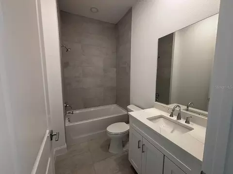 Bath - Undisclosed, Apollo Beach, FL 33572 photo 3 of 4