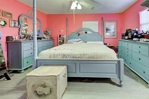 Bedroom - 355 Trinity Rd, Venice, FL 34293 photo 4 of 5