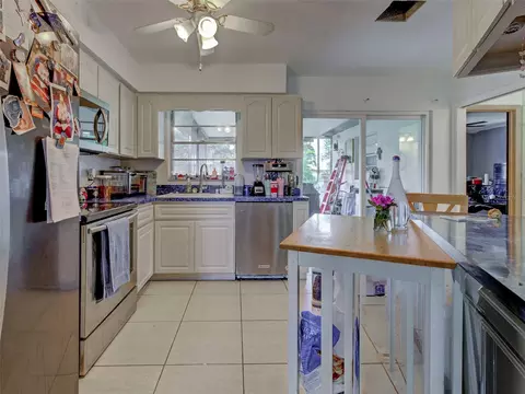 Kitchen - 355 Trinity Rd, Venice, FL 34293 photo 2 of 5