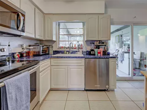 Kitchen - 355 Trinity Rd, Venice, FL 34293 photo 3 of 5
