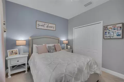 Bedroom - 3321 Woodmont Dr, Parrish, FL 34219 photo 5 of 8