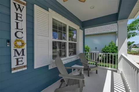Exterior - 3321 Woodmont Dr, Parrish, FL 34219 photo 4 of 13