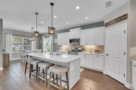 Kitchen - 3321 Woodmont Dr, Parrish, FL 34219 photo 1 of 8