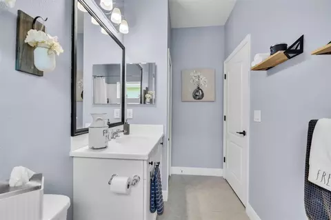 Bath - 3321 Woodmont Dr, Parrish, FL 34219 photo 7 of 7