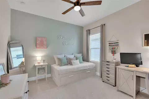 Bedroom - 3321 Woodmont Dr, Parrish, FL 34219 photo 7 of 8