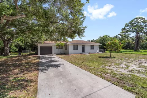 839 42nd St, Sarasota, FL 34234