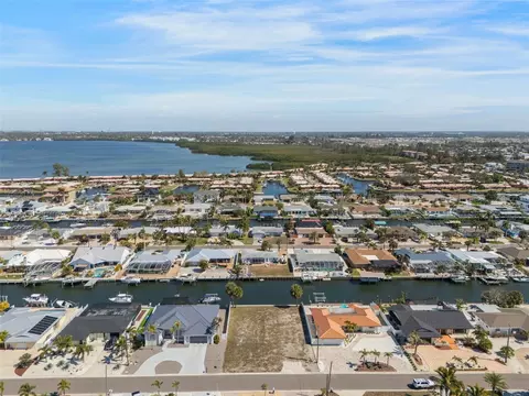 4007 Coconut Ter, Bradenton, FL 34210 photo 4