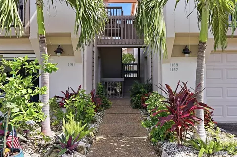 1187 Lake House Cir #C127, Sarasota, FL 34242