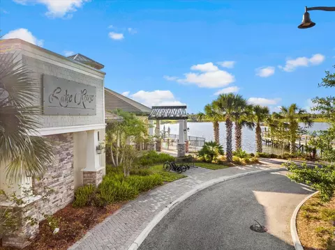 View/Area - 7608 Viola Loop, Bradenton, FL 34202 photo 14 of 24