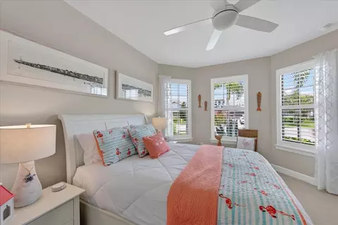 Bedroom - 7608 Viola Loop, Bradenton, FL 34202 photo 6 of 8