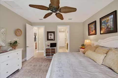 Bedroom - 7608 Viola Loop, Bradenton, FL 34202 photo 4 of 8