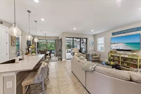 Entry Way - 7608 Viola Loop, Bradenton, FL 34202 photo 2 of 5