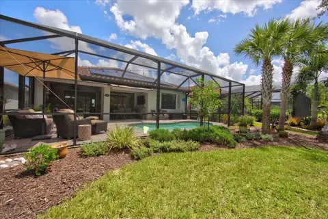 Exterior - 7608 Viola Loop, Bradenton, FL 34202 photo 12 of 16
