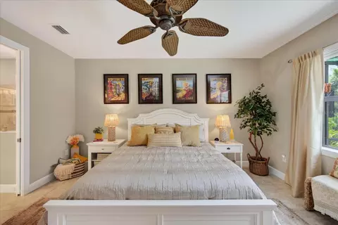 Bedroom - 7608 Viola Loop, Bradenton, FL 34202 photo 2 of 8