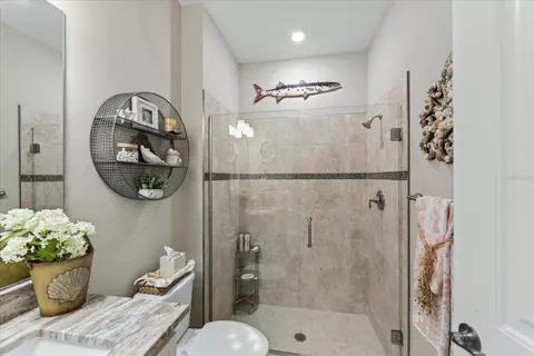Bath - 7608 Viola Loop, Bradenton, FL 34202 photo 8 of 8