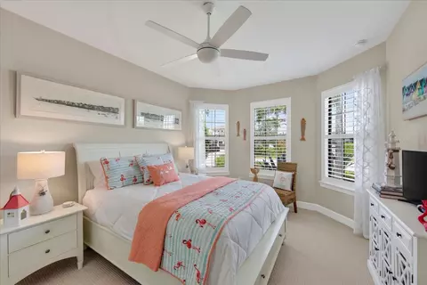 Bedroom - 7608 Viola Loop, Bradenton, FL 34202 photo 5 of 8